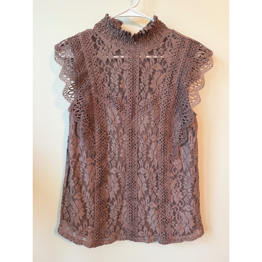 Cable & Gauge Mauve Lace Sleeveless Top Smocked High Neck Ruffle Cap Sleeve M